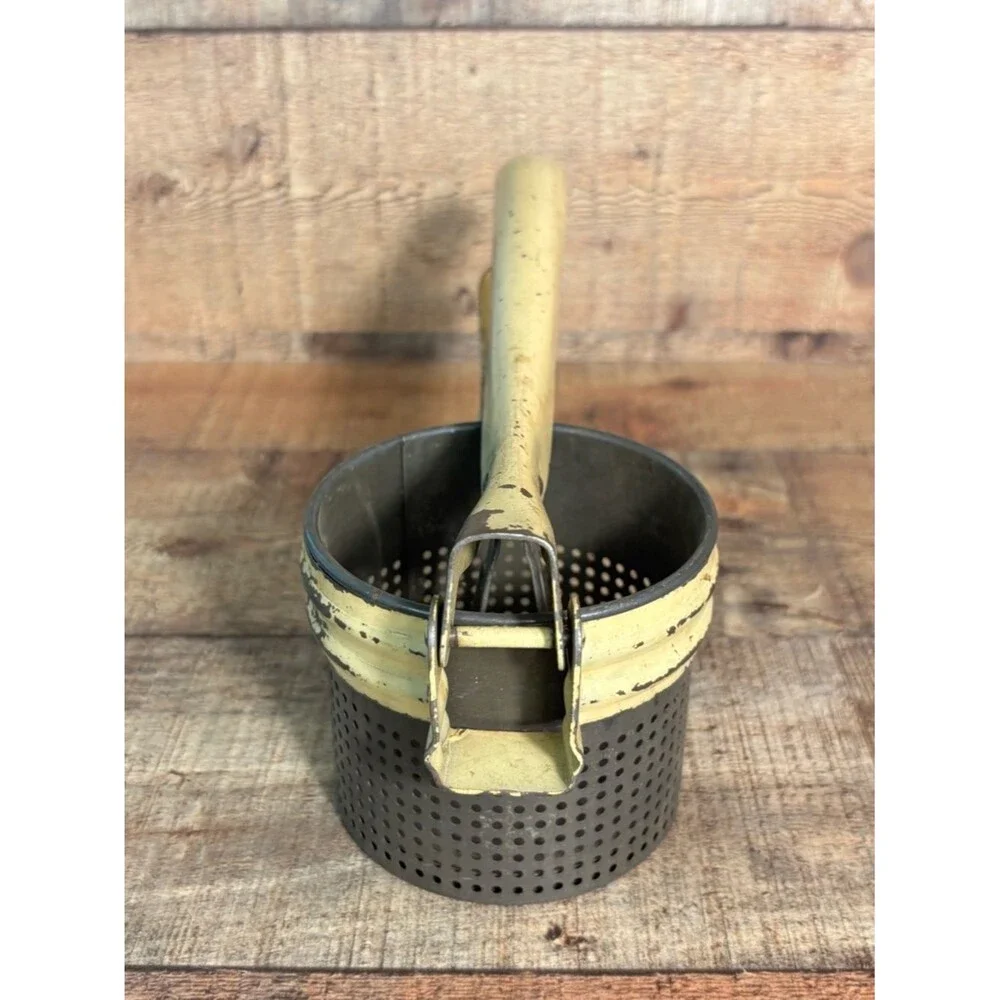 Vintage Potato Ricer Masher Juicer Strainer Metal Hinged Press Yellow Handheld